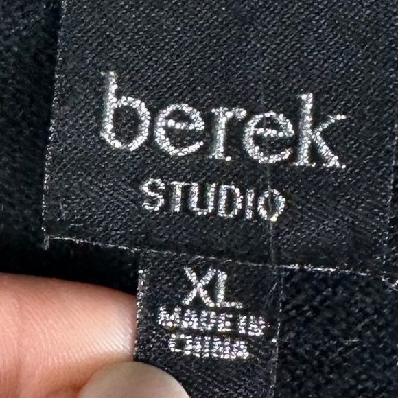 Berek Christmas Cardigan Sweater Sz XL 14 16 Nutcracker Tree Black Embroidered - Picture 4 of 5